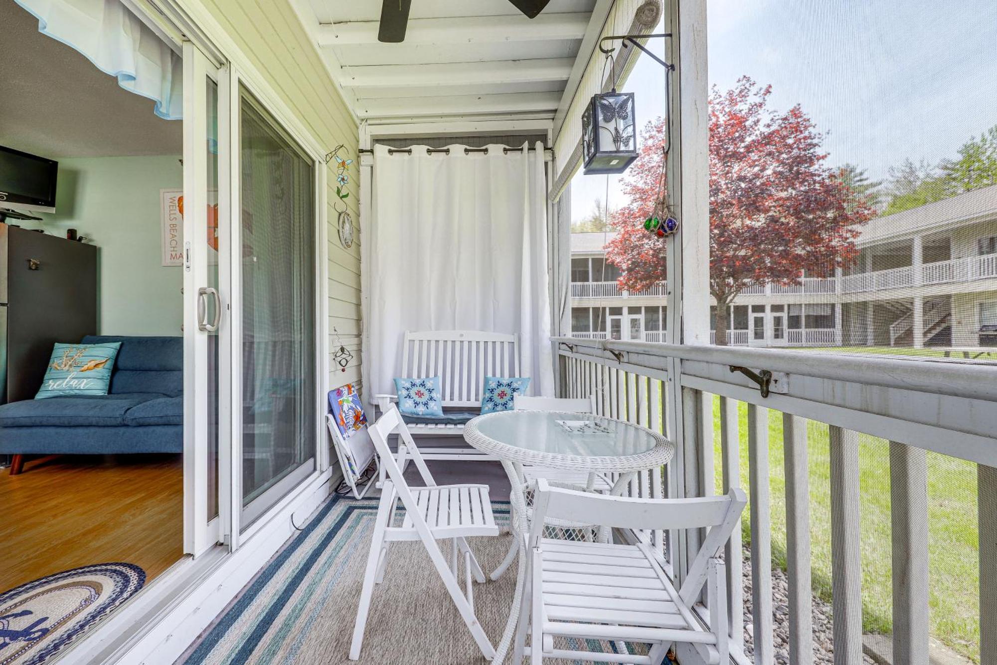 Quaint Condo In Wells With Community Indoor Pool! Exterior photo